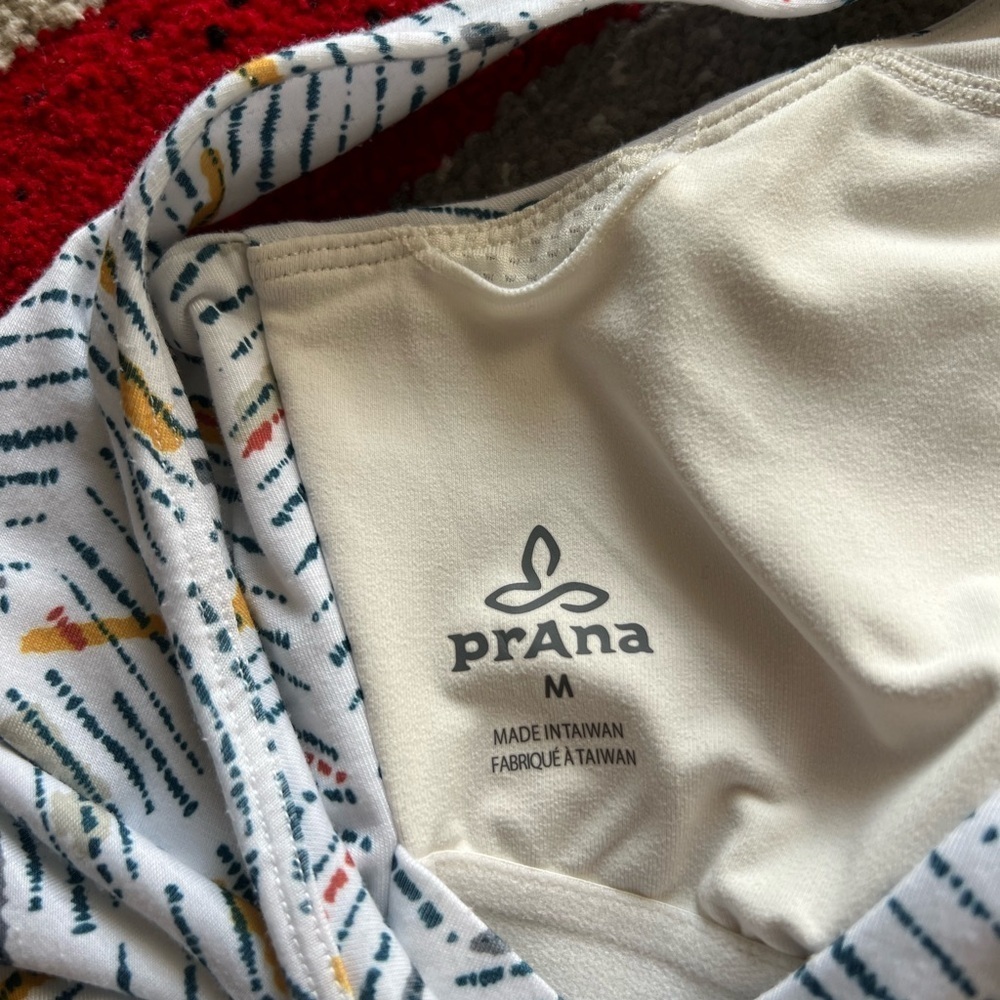 Prana Skypath Open Back Twist Sketch Print Mini D… - image 6